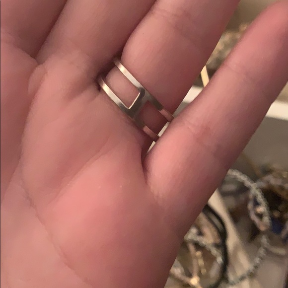 Pretty opal ring - Picture 2 of 3